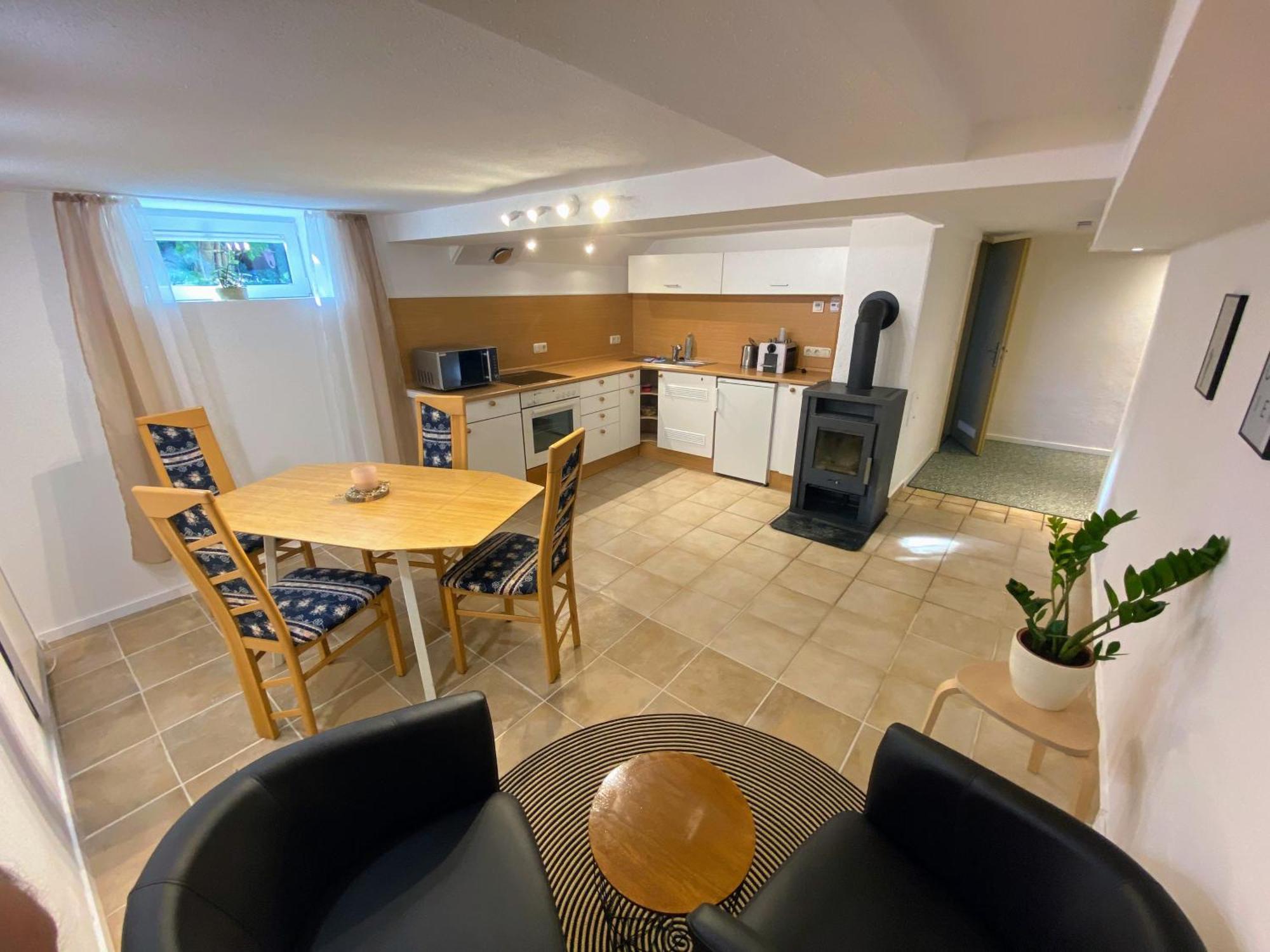 2 Zimmer I Kueche I Smarttv I Klima I Parkplatz I 3 Bed I Wlan Tacherting Exterior foto